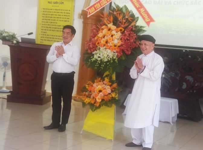 KẾT TẬP CÁC THAM LUẬN VỀ TÍN ĐỒ TRẺ CAO ĐÀI VÀ CHỨC SẮC KẾ THỪA VỚI BỔN PHẬN TIẾP NỐI SỨ MẠNG HOẰNG KHAI ĐẠI ĐẠO