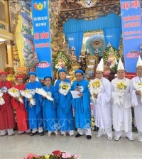 CAO ĐÀI TRONG CAC TON GIAO DONG TAY